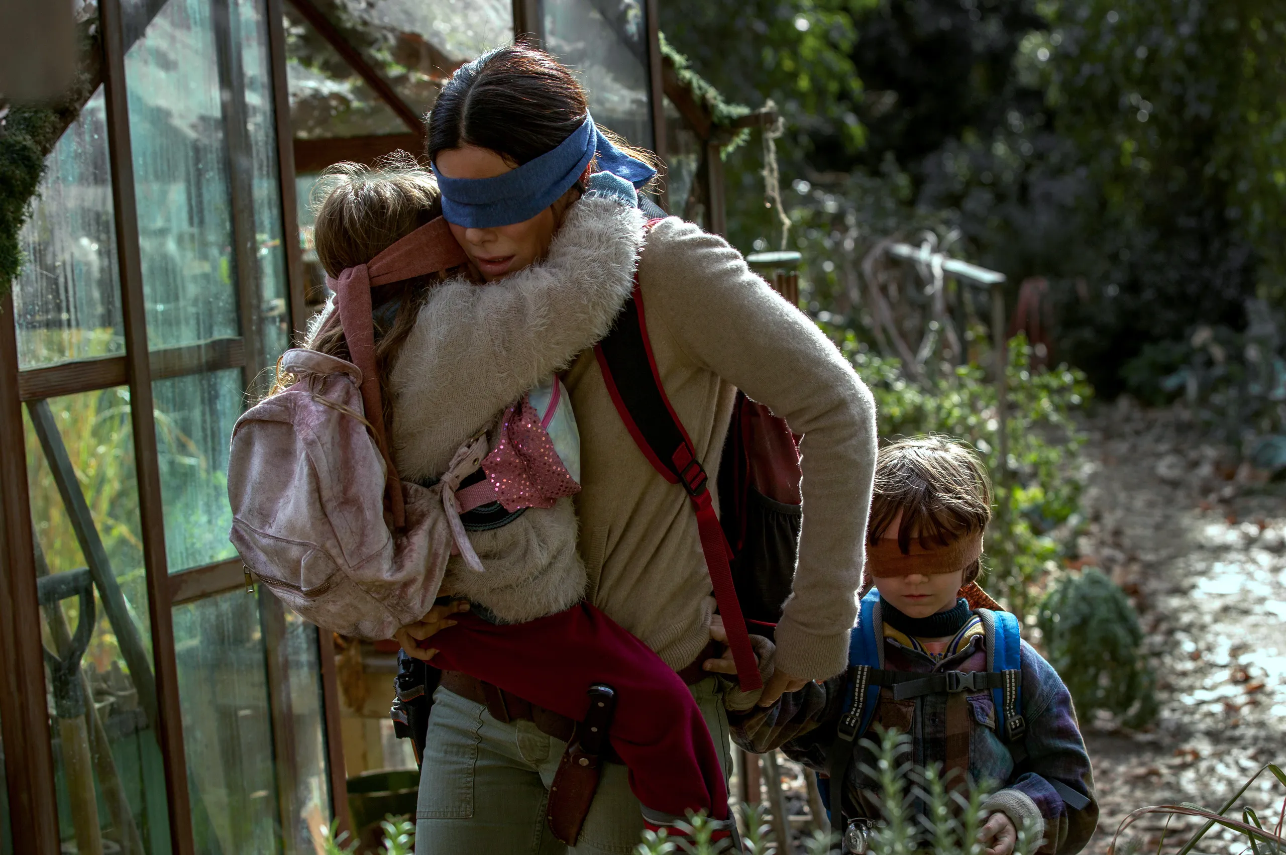 《蒙上你的眼》（Bird Box）剧照图片